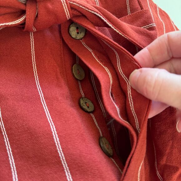 J.O.A. High Waisted Wide Leg Crop Pant with Tie Red Stripe Size Medium NWT - Picture 7 of 9